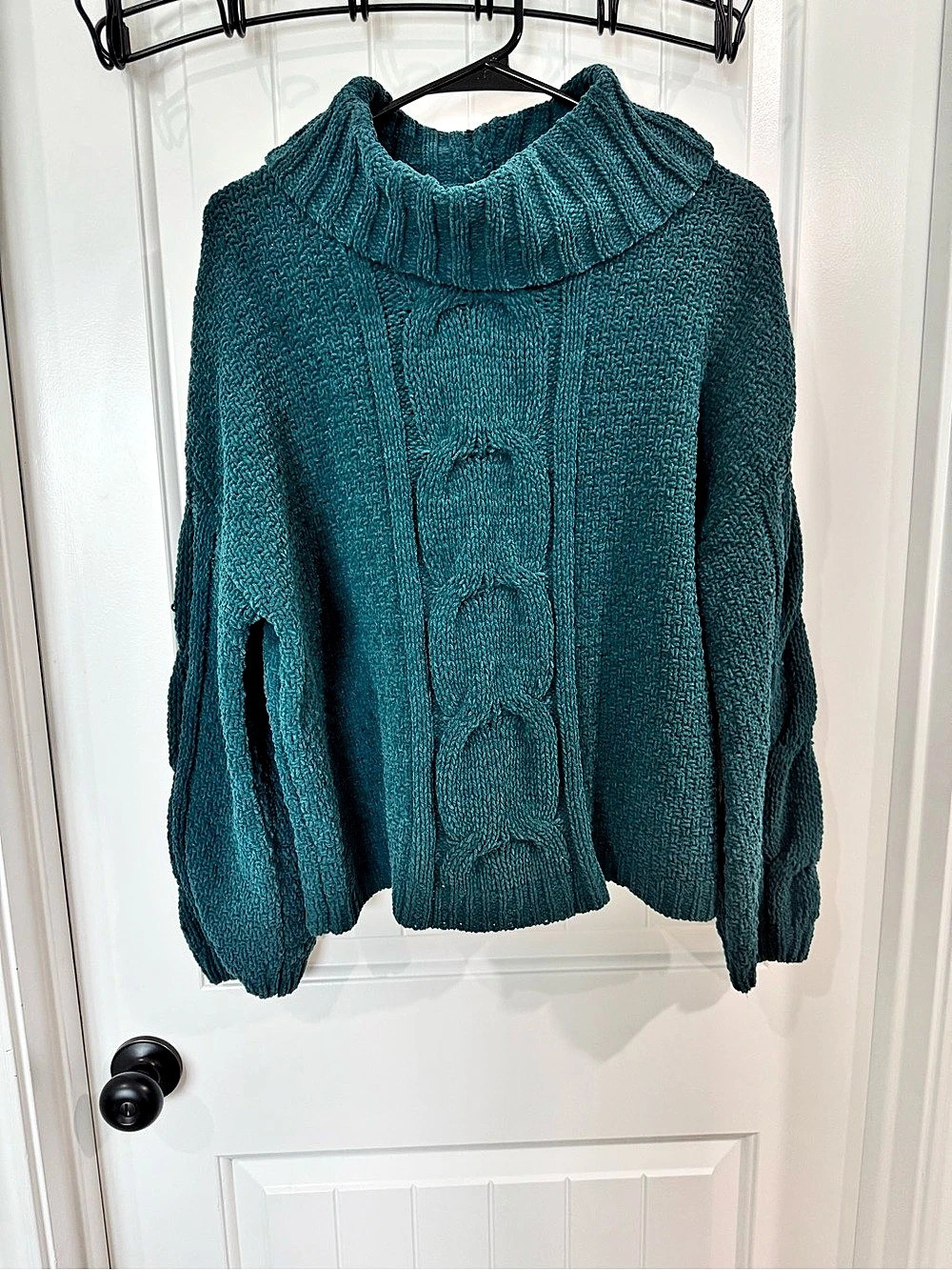 Senza Textured Cowl Neck Sweater in Green Size Medium
